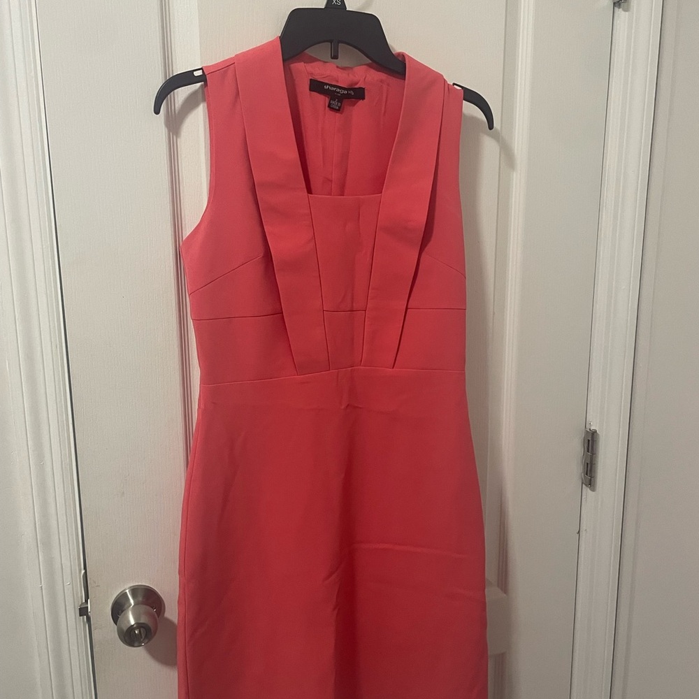 Elegant sharagano Size 2 Coral Fitted Dress